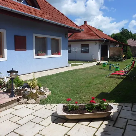 In Balatonbereny/balaton 18043 Apartment *