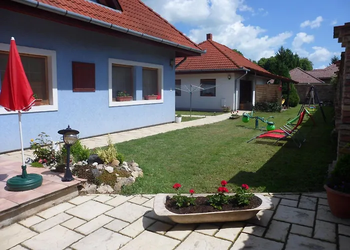 In - Balaton 18043 Apartman *
